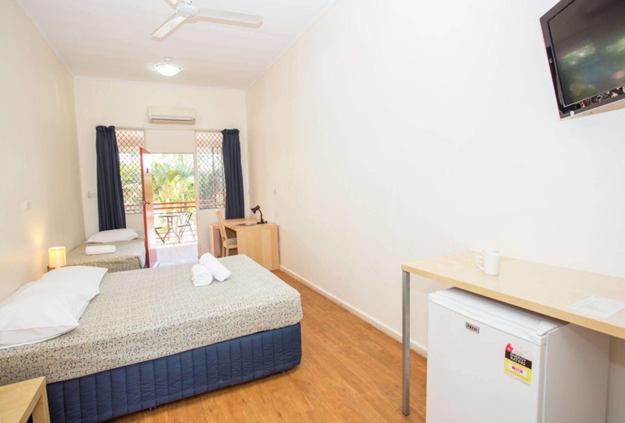 Hiway Inn Motel Дарвин Экстерьер фото