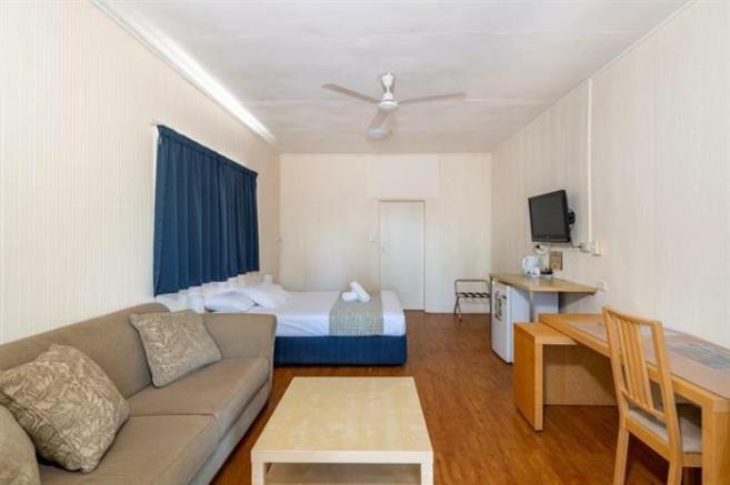 Hiway Inn Motel Дарвин Экстерьер фото
